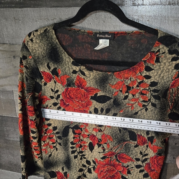 Vintage Brittany Black Red Floral Blouse - Picture 6 of 6
